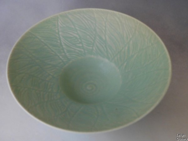 Peter Lane - Bowl with incised decoration