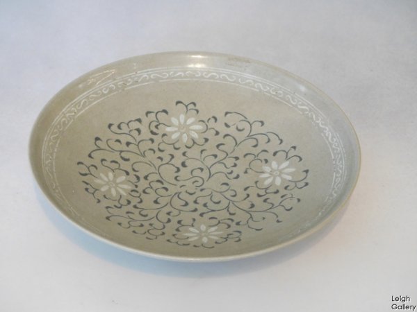 Alan Spencer-Green - Porcelain dish with inlaid decoration