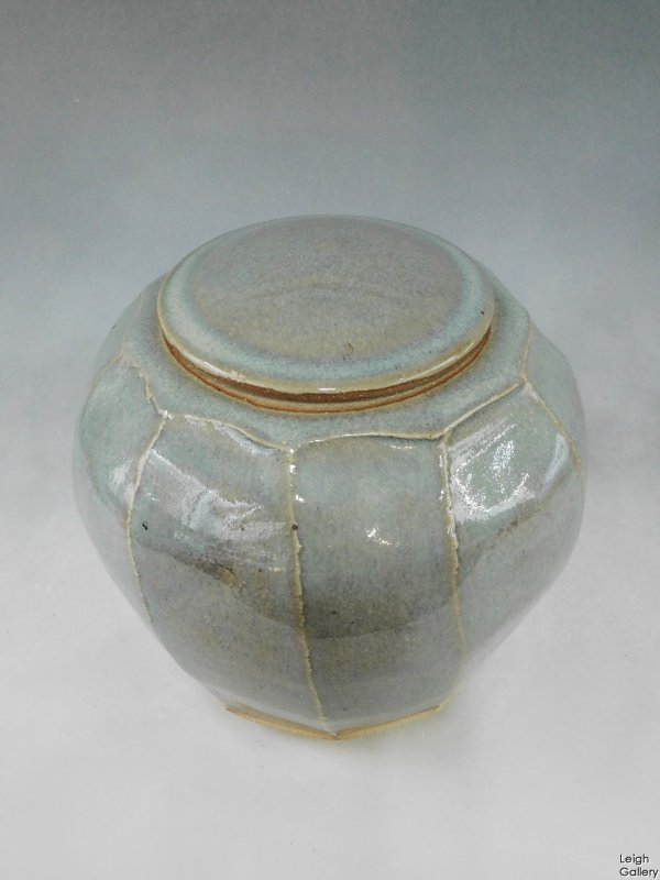 Mark Griffiths - Faceted jar and cover